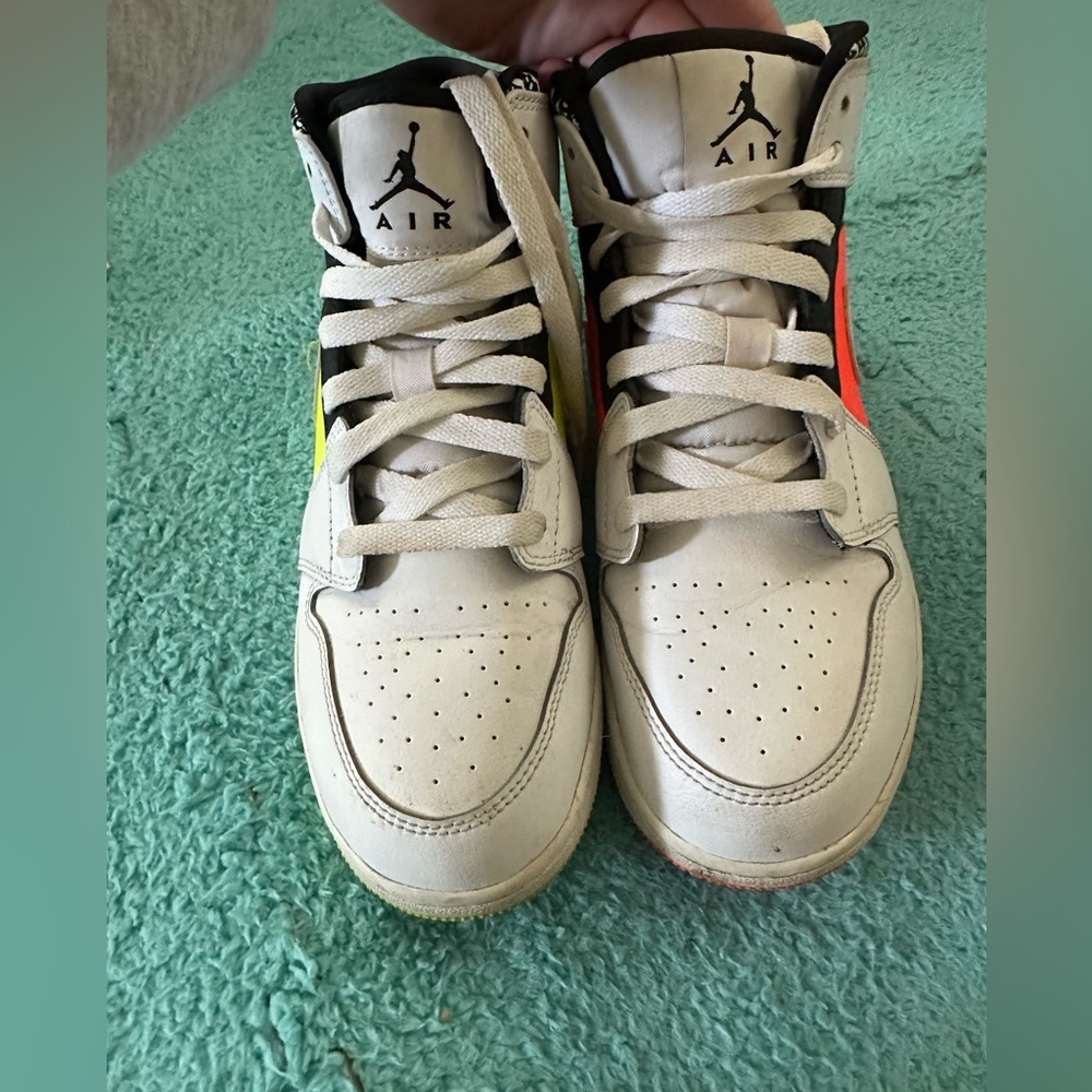Jordan 1 Mids Composition Notebook Size 6.5Y